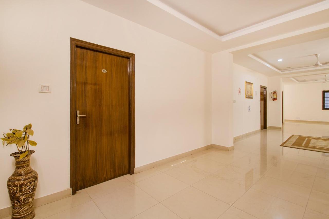 Vaccinated Staff - Oyo 11400 The Down Town Suites Hyderabad Luaran gambar